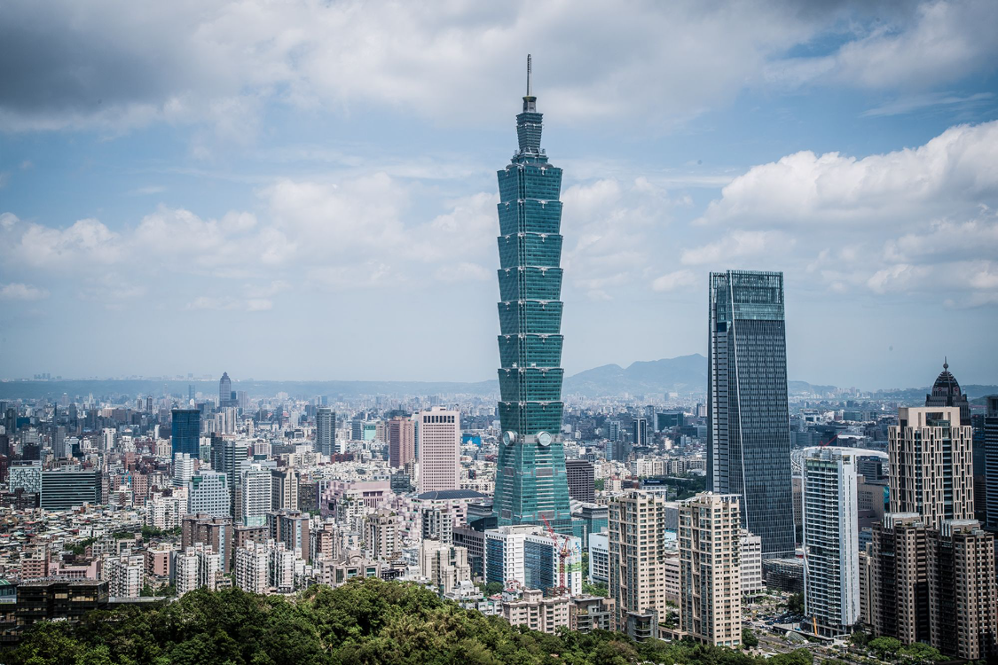 沃齐尼亚：我25岁才踢职业，曾想退出国家队但因梦想而坚持