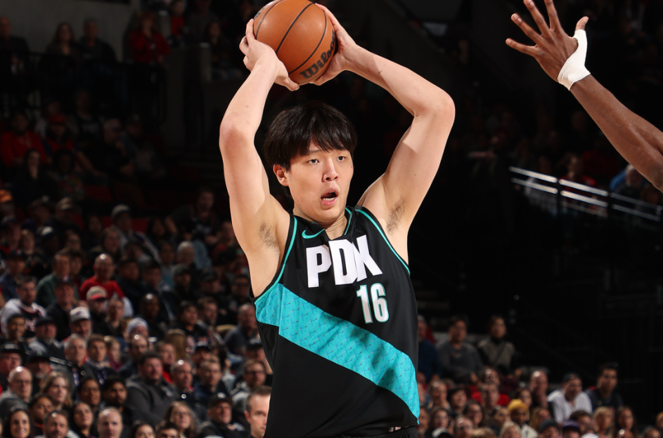 今夏外援第二签！媒体人：辽篮小外援基本敲定凯勒·爱德华兹